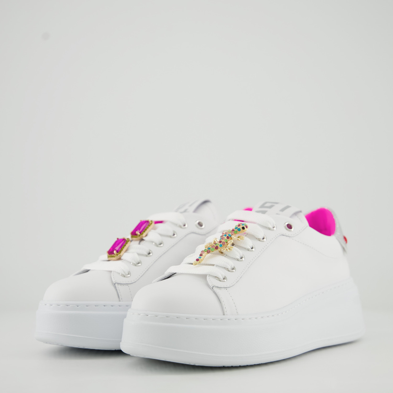 GIO+ Sneaker