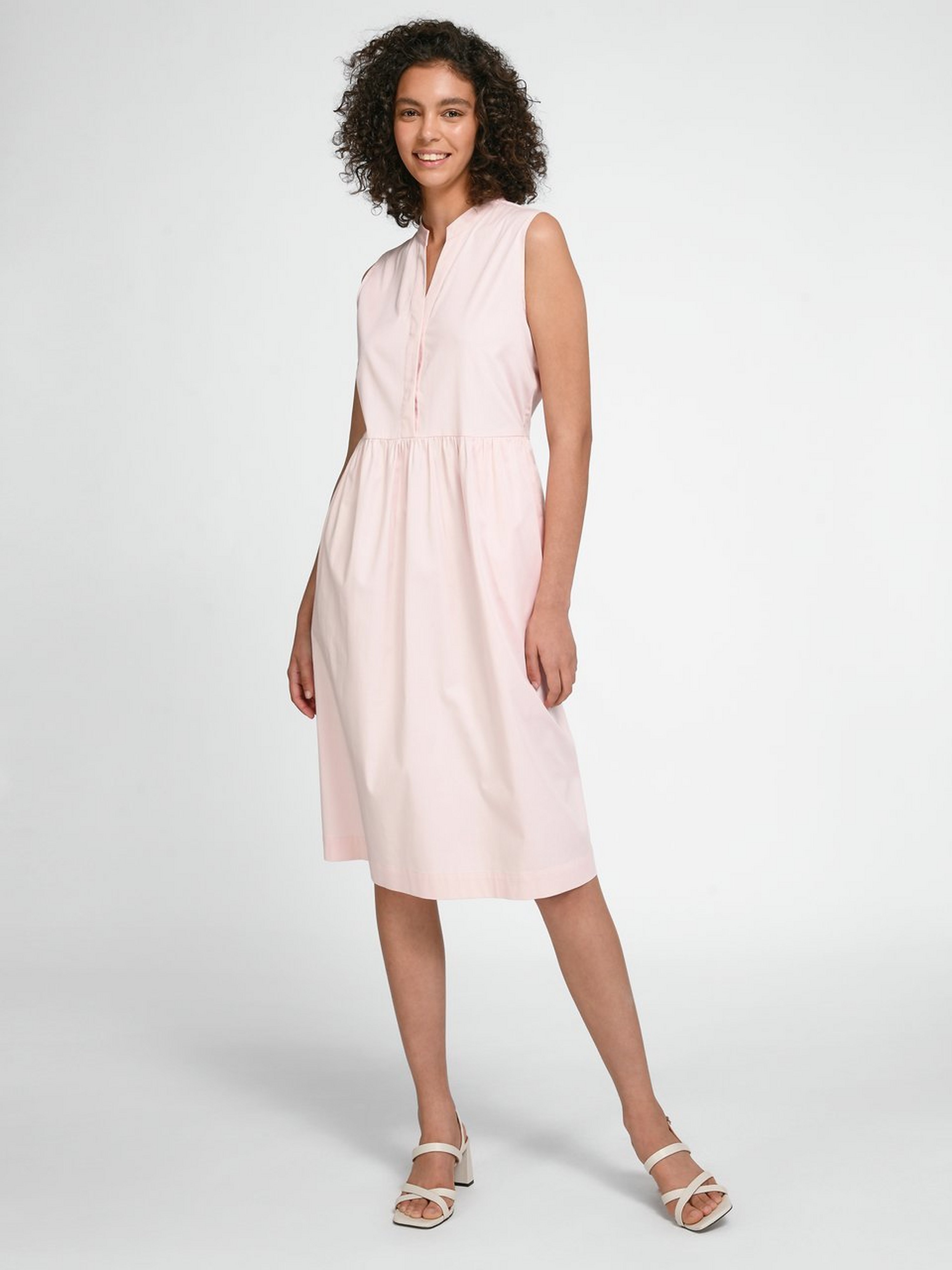 Ärmelloses Kleid