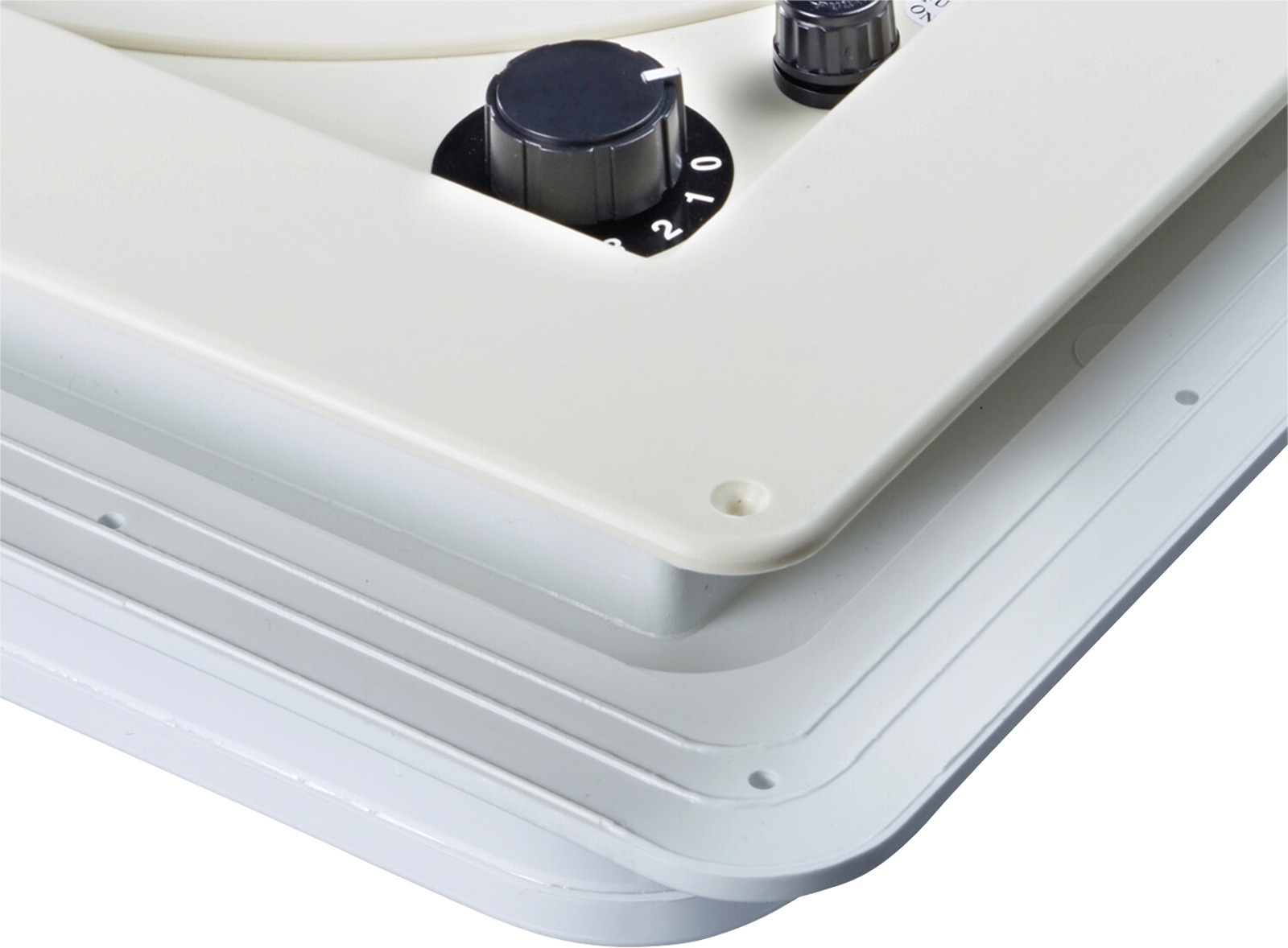 Dometic FanTastic Vent 3350 Dachbelüftung mit weißer Kuppel 400 x 400 mm mit Regensensor