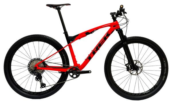 Produit reconditionné . Trek Supercaliber 9.8 Carbon 29 pouces SHIMANO XT 2022 . VTT . Trek . très bon état