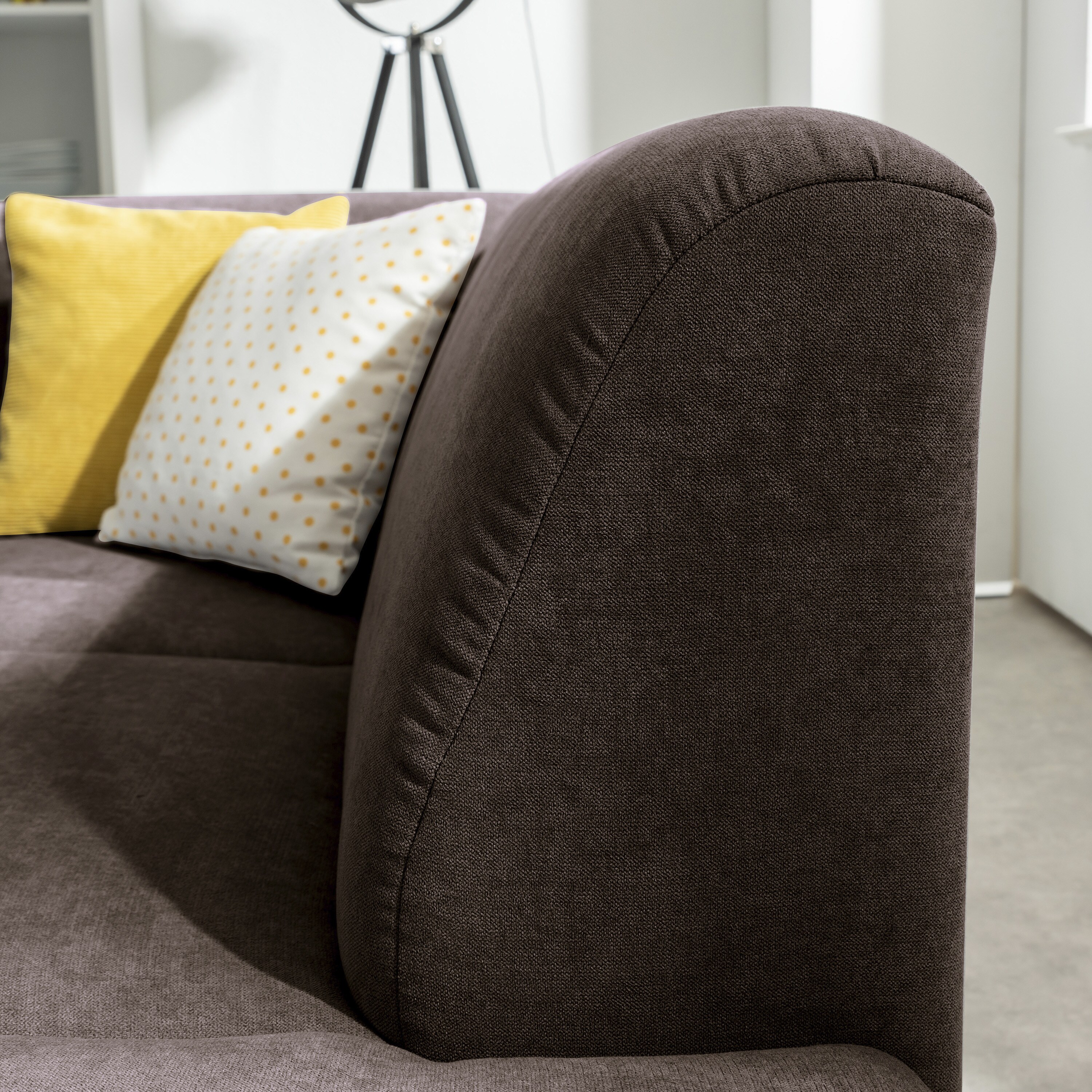 Max Winzer Terrence Sofa 2,5-Sitzer links mit Ecksofa rechts Flachgewebe schoko