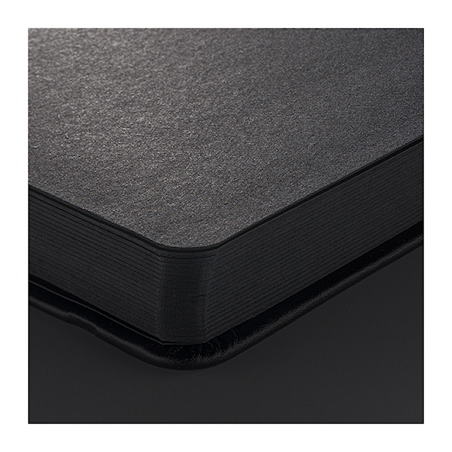 Sakura skisse-/notatbok 21x14 cm, 80 sider, svart papir 140g