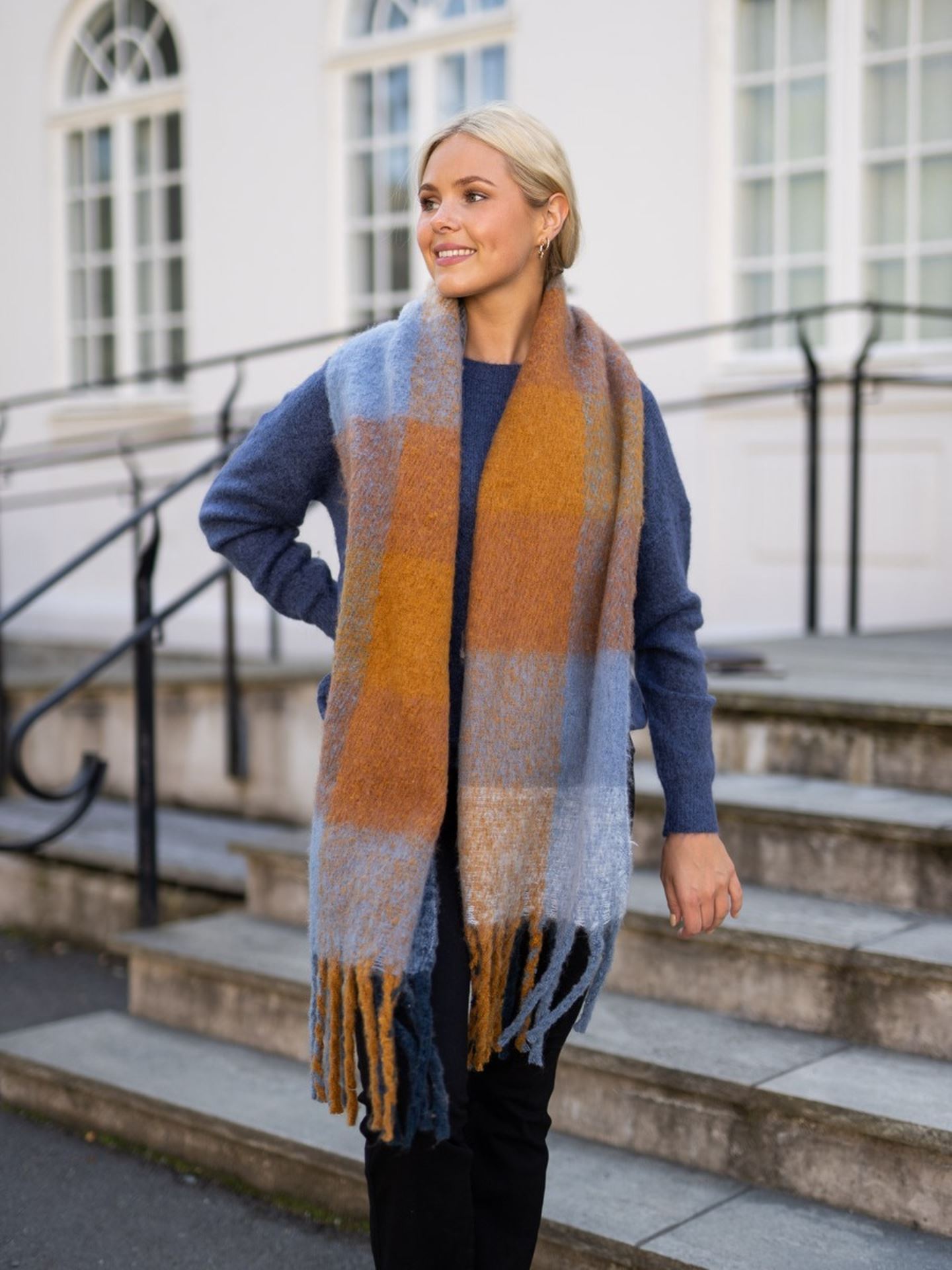Agge Scarf