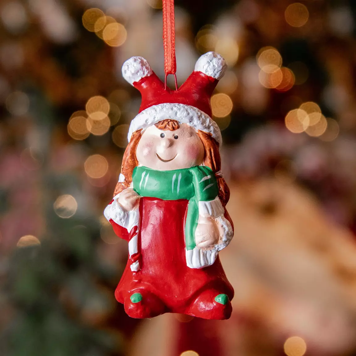 Elfe de Noël à suspendre (H8 cm) Julia en Rouge et vert