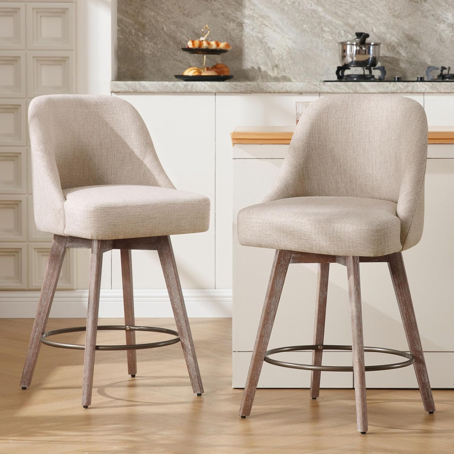Bekrvio 360°Drehbarer Barhocker 2er Set,Barhocker mit Lehne 65cm Sitzhöhe,Tresenhocker Drehhocker,Küchenstühle mit Holzbeinen & Fußstütze,Komfortabler Barstuhl mit Gepolsterter (Milchig Braun, 2PCS)