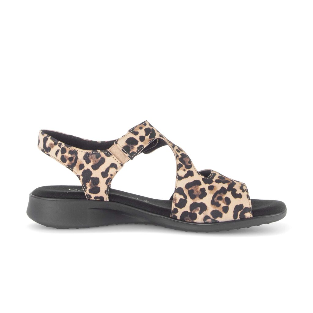 Sandal met riempjes beige