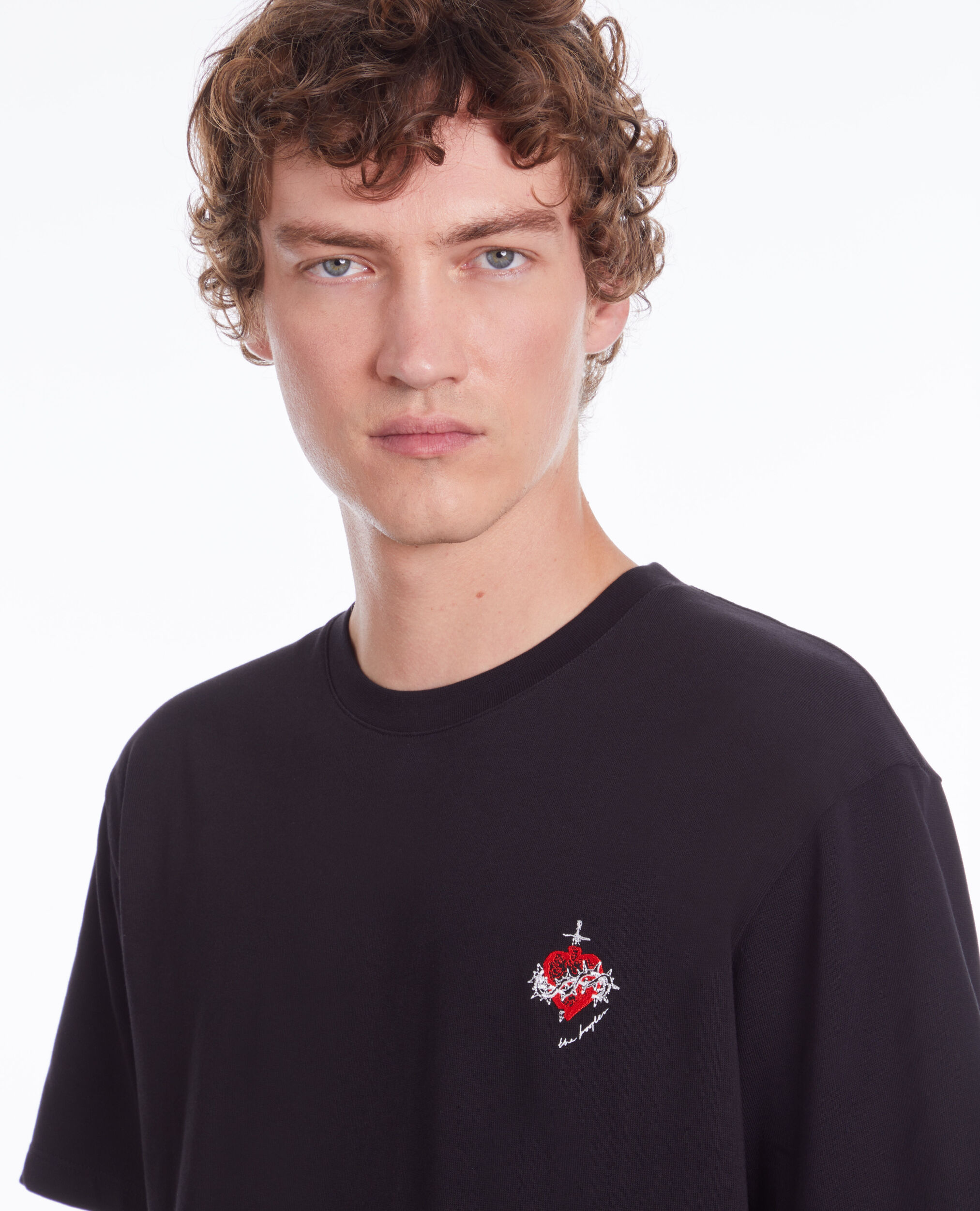 T-shirt noir avec broderie Dagger through heart