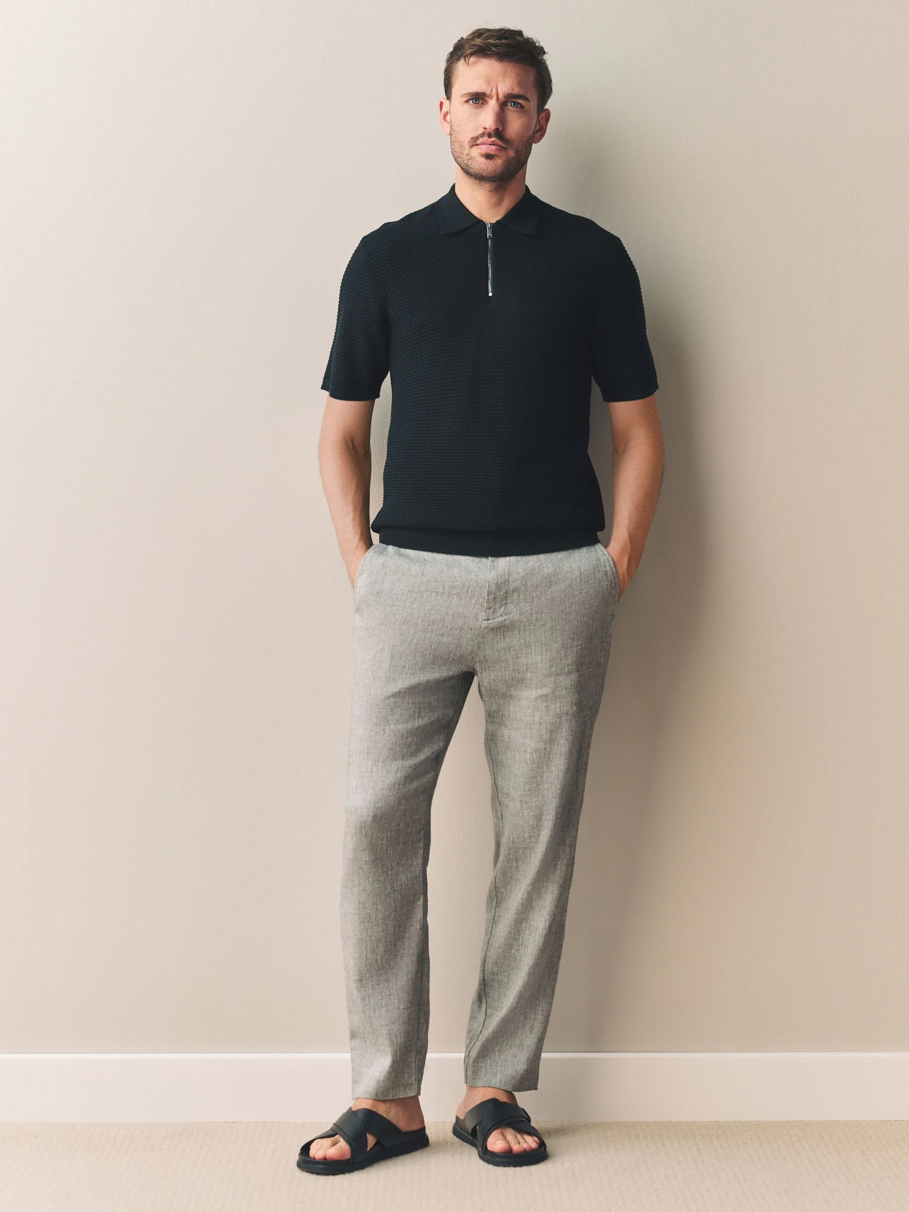 Zwart - Regular Fit Signature 100% Merino Wol Textuur Korte Mouw Kwart Ritssluiting Gebreid Poloshirt