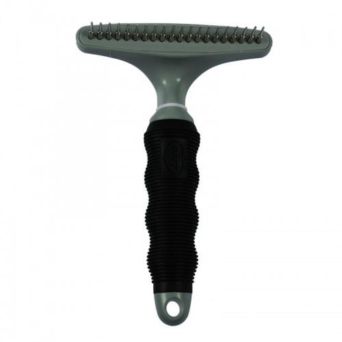 Escova em formato de ancinho para cães, preta e cinza.