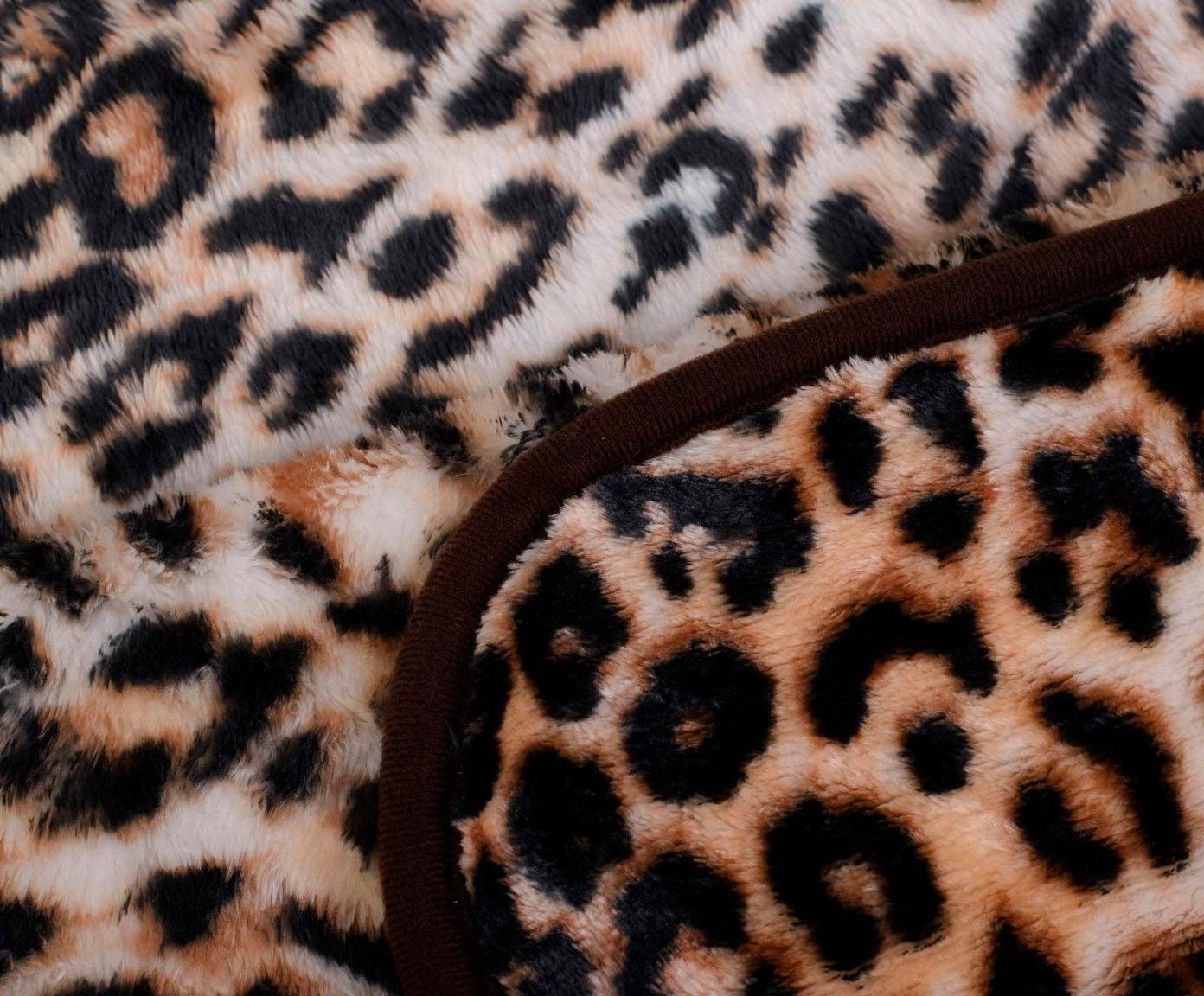 Gözze Wohndecke »Leopard« mit gedrucktem Motiv, Kuscheldecke