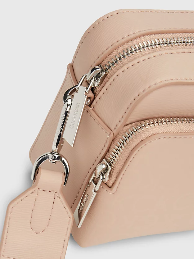Bolsa de ombro com logotipo