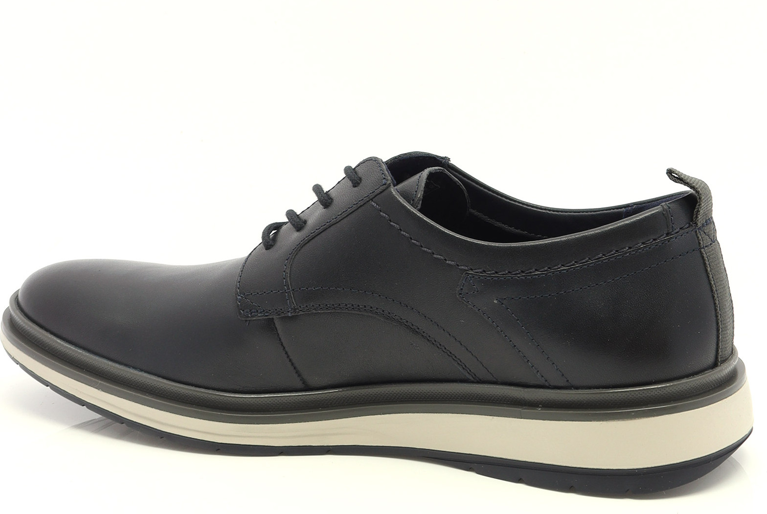 81235 CLARKS