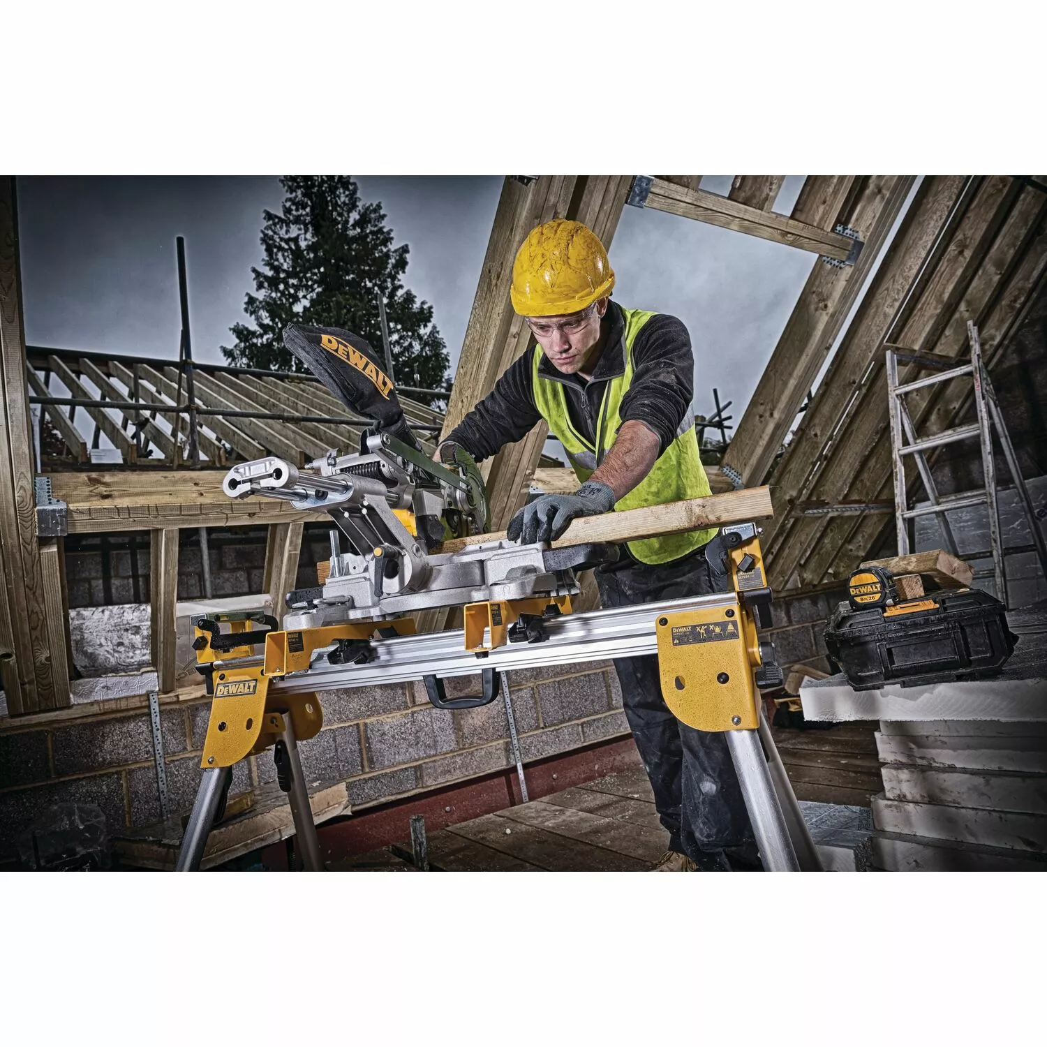 DeWALT DCS365P2 18V Li-Ion accu Afkortzaag set (2x 5,0Ah accu) - 184 x 16mm