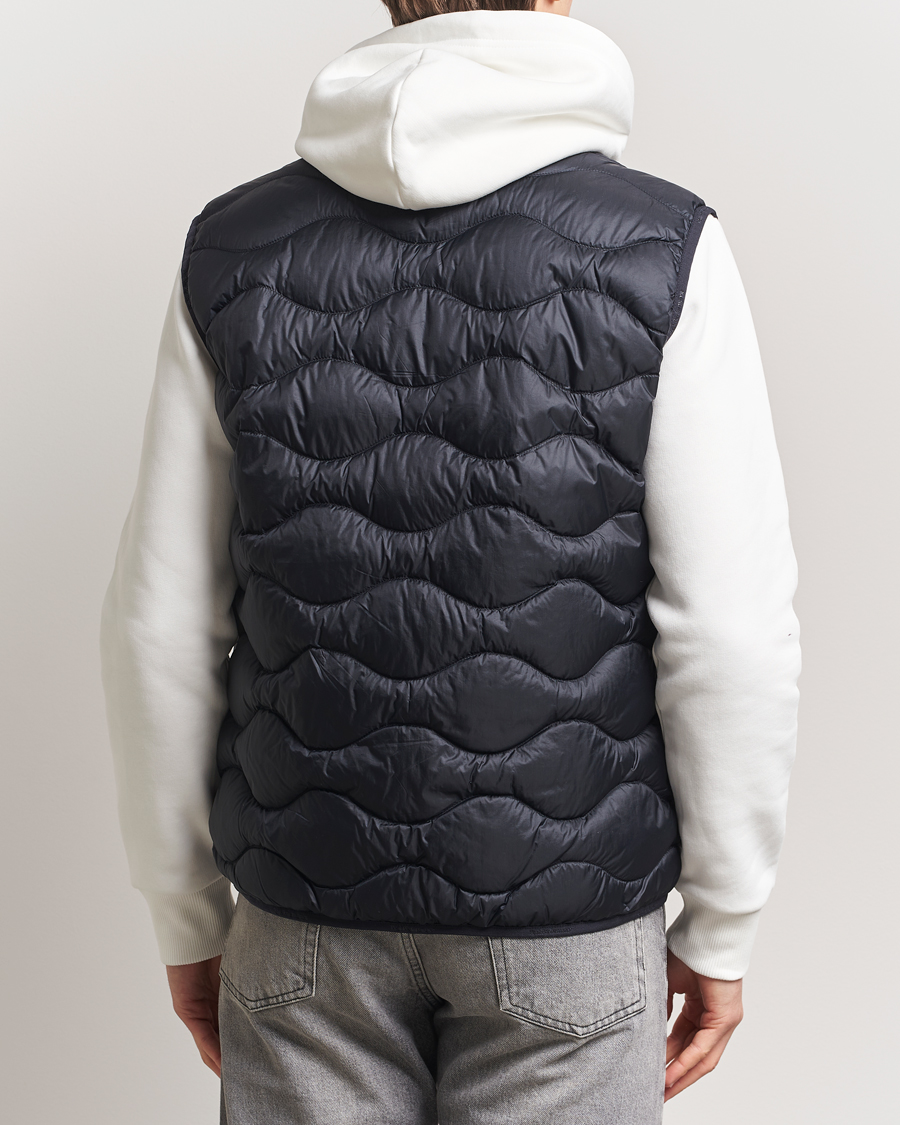 Peak Performance Helium Down Vest Black