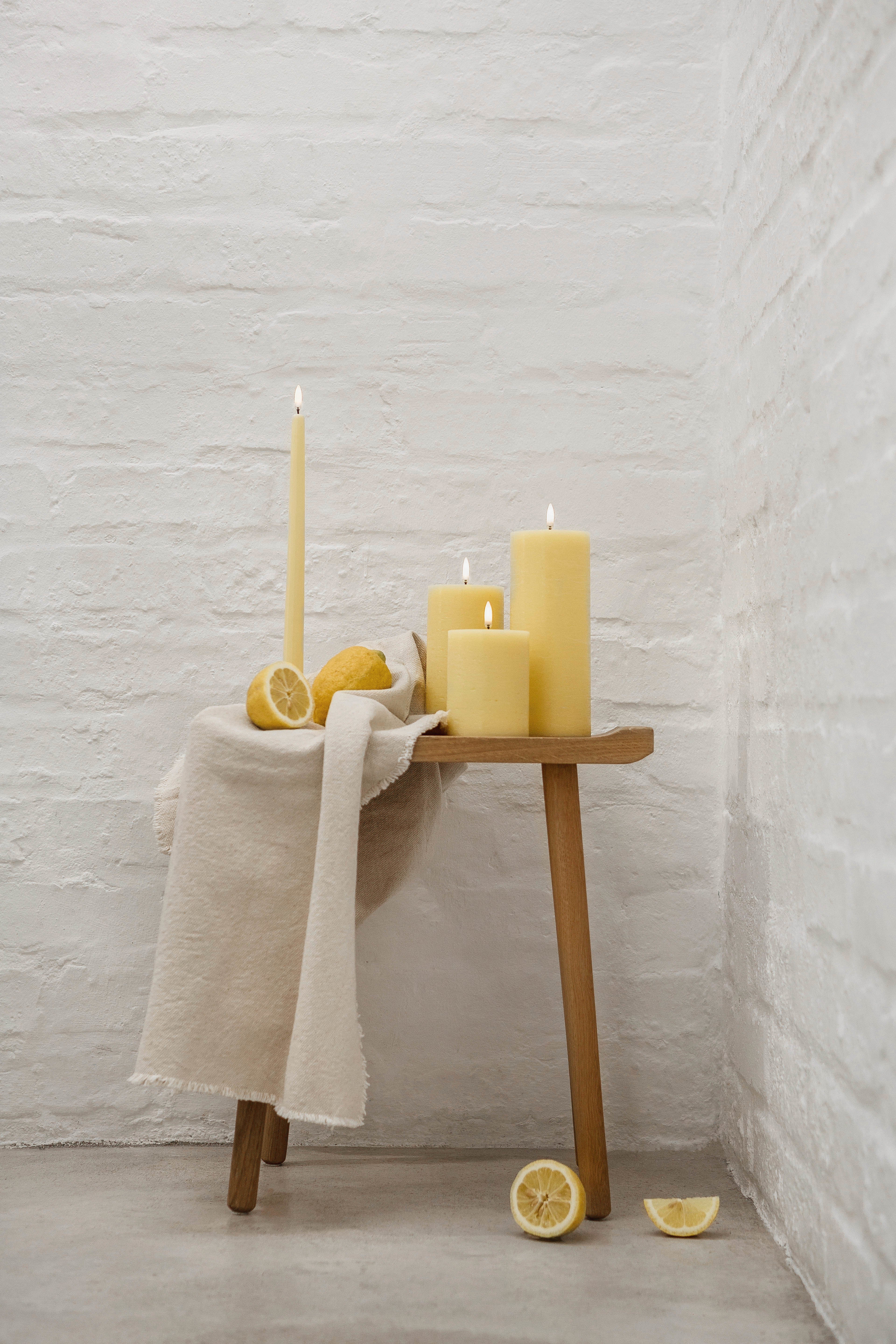 Uyuni  LED Rustic pillar lys, Wheat Yellow - H15 cm.