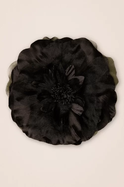Urban Hippies Big Flower Corsage in Zwart