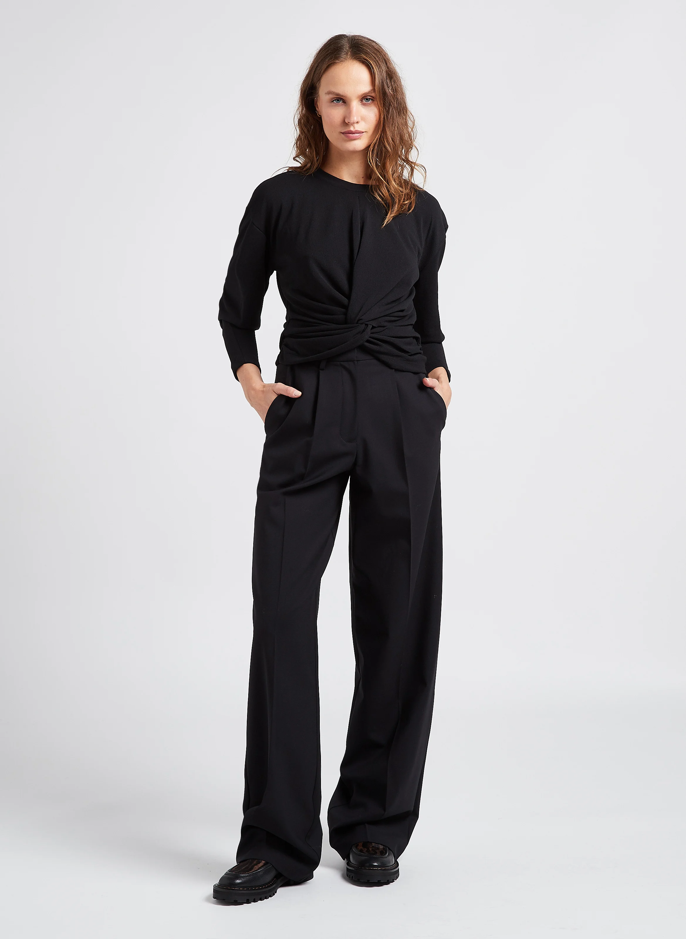 ISALINE - Pantalon à pinces en laine mélangée | Noir