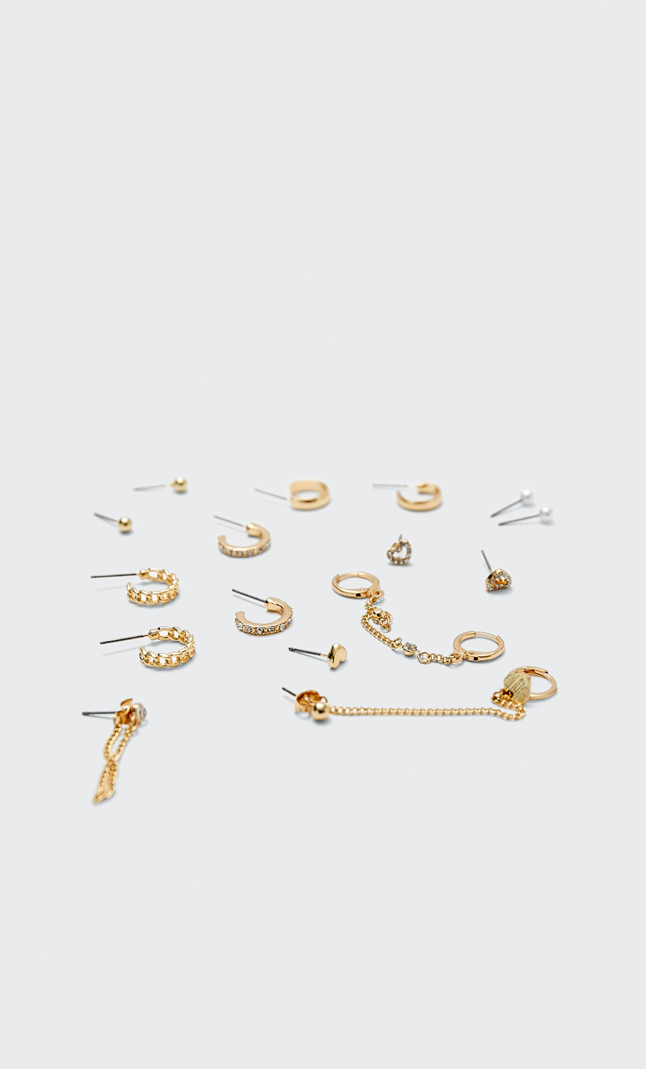 Conjunto de 9 pares de brincos de argola e corrente