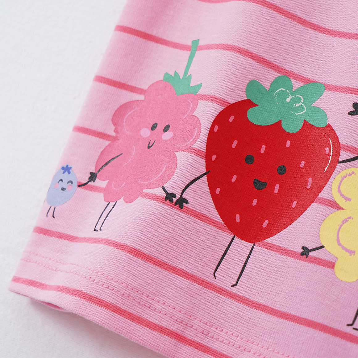 Topomini Baby T-Shirt mit Beeren-Print rosa