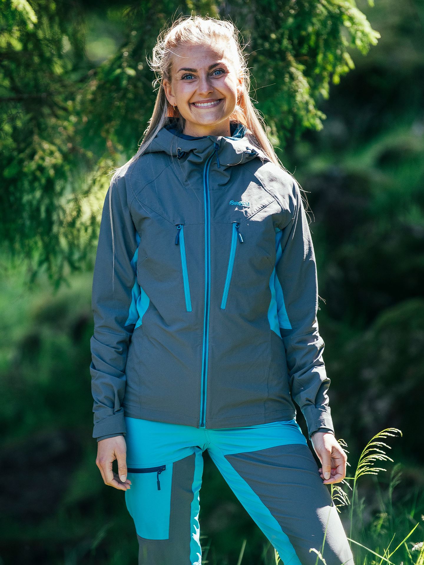 Cecilie Mountain Softshell Jacket