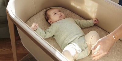 Stokke Snoozi Stretchlaken 2-Pack, Dandelion Beige/ Vanilla Cream