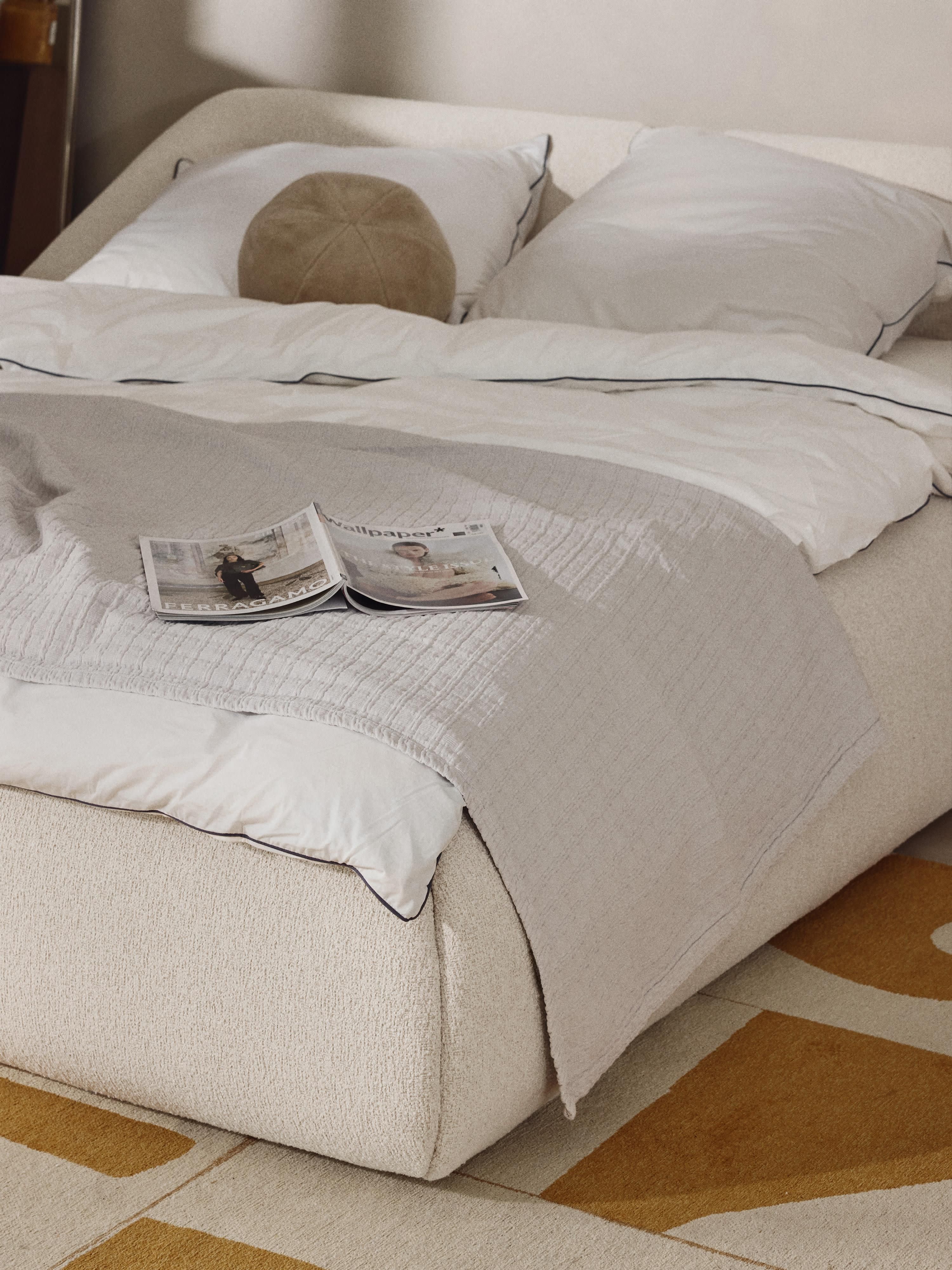 Gestoffeerd bouclé bed Sofia