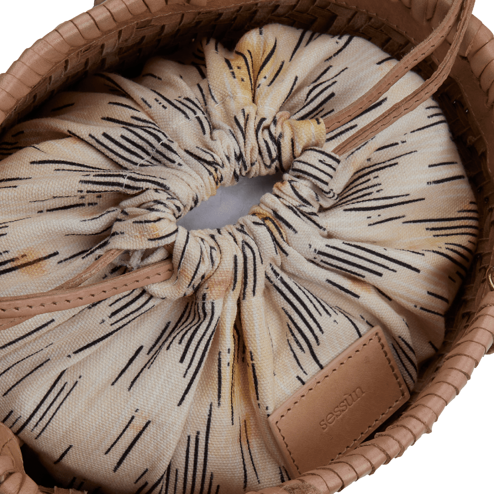 VAEA - Sac seau tressé en raphia mélangé | Beige