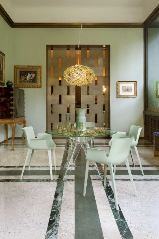 Kartell Piuma stoel saliegroen