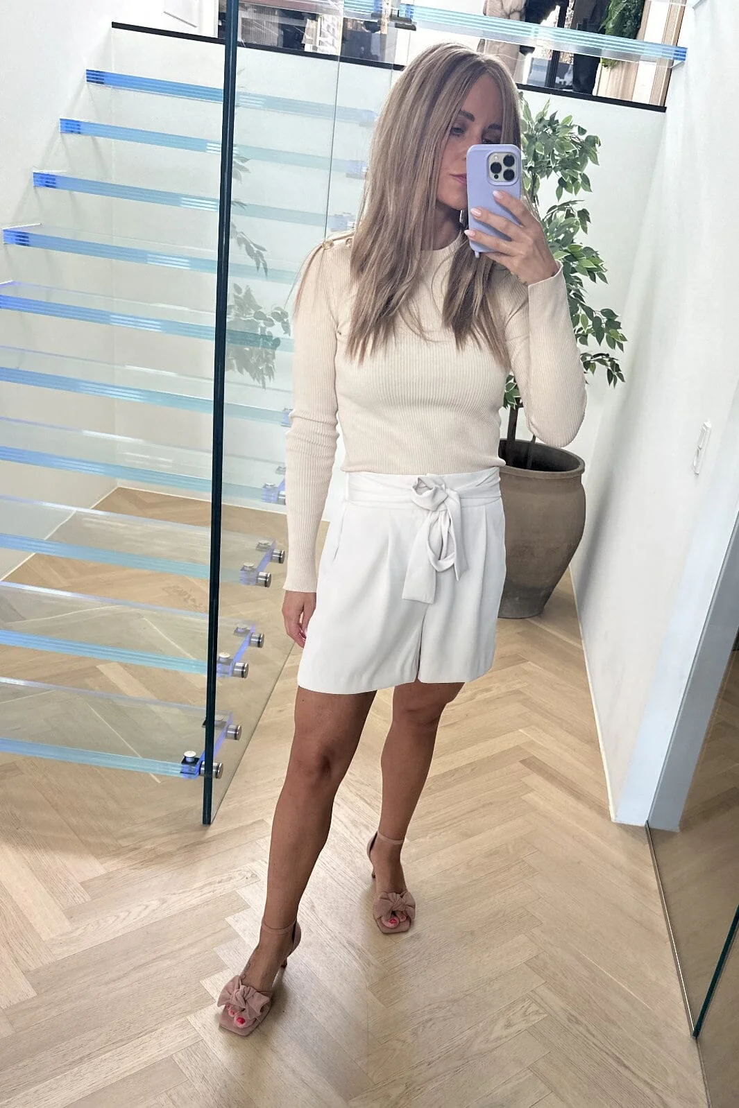 Valentin Studio Gold Button Knit Blouse creme