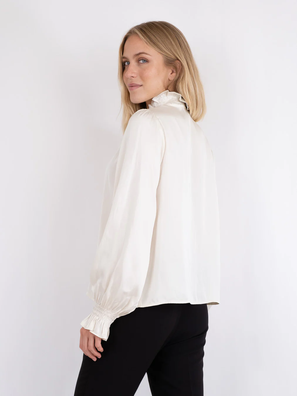 Neo Noir  Brielle Satin bluse - Off white