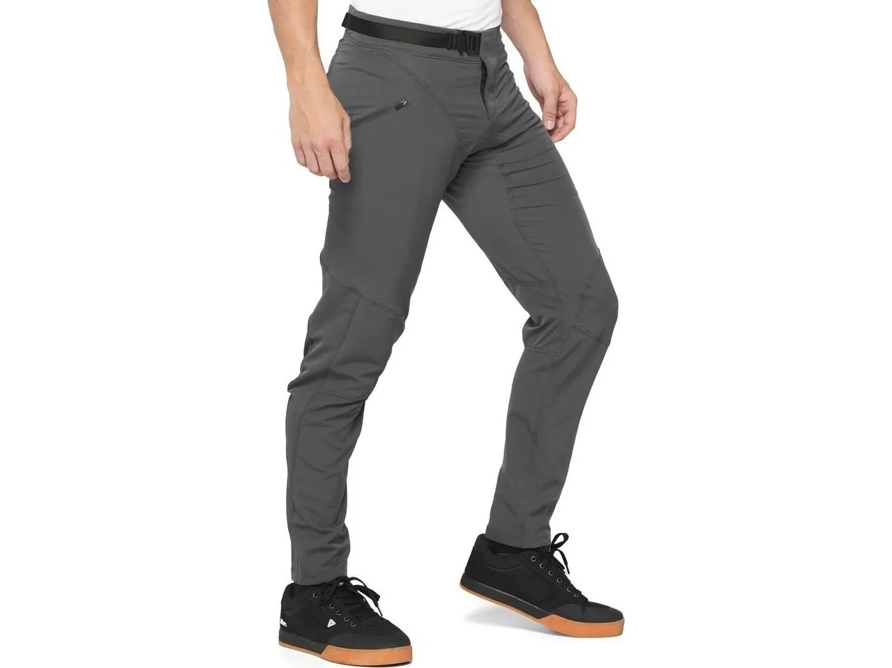 100% AIRMATIC bukser til mænd, sorte, str. 36 (EUR 50) (NY 2022)