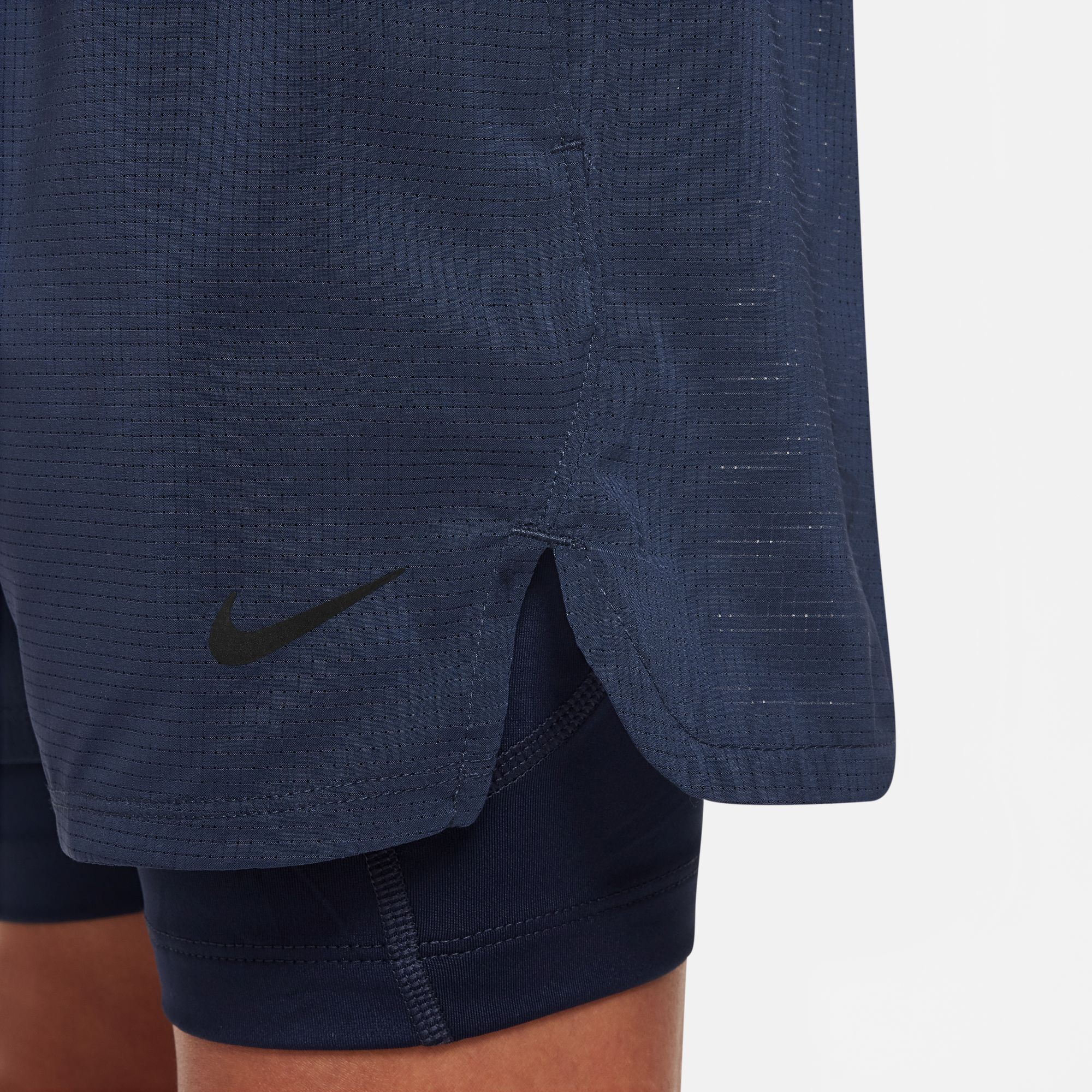 Multi Tech Training Shorts Gutt 410/Midnight Navy/Obsidian/Black