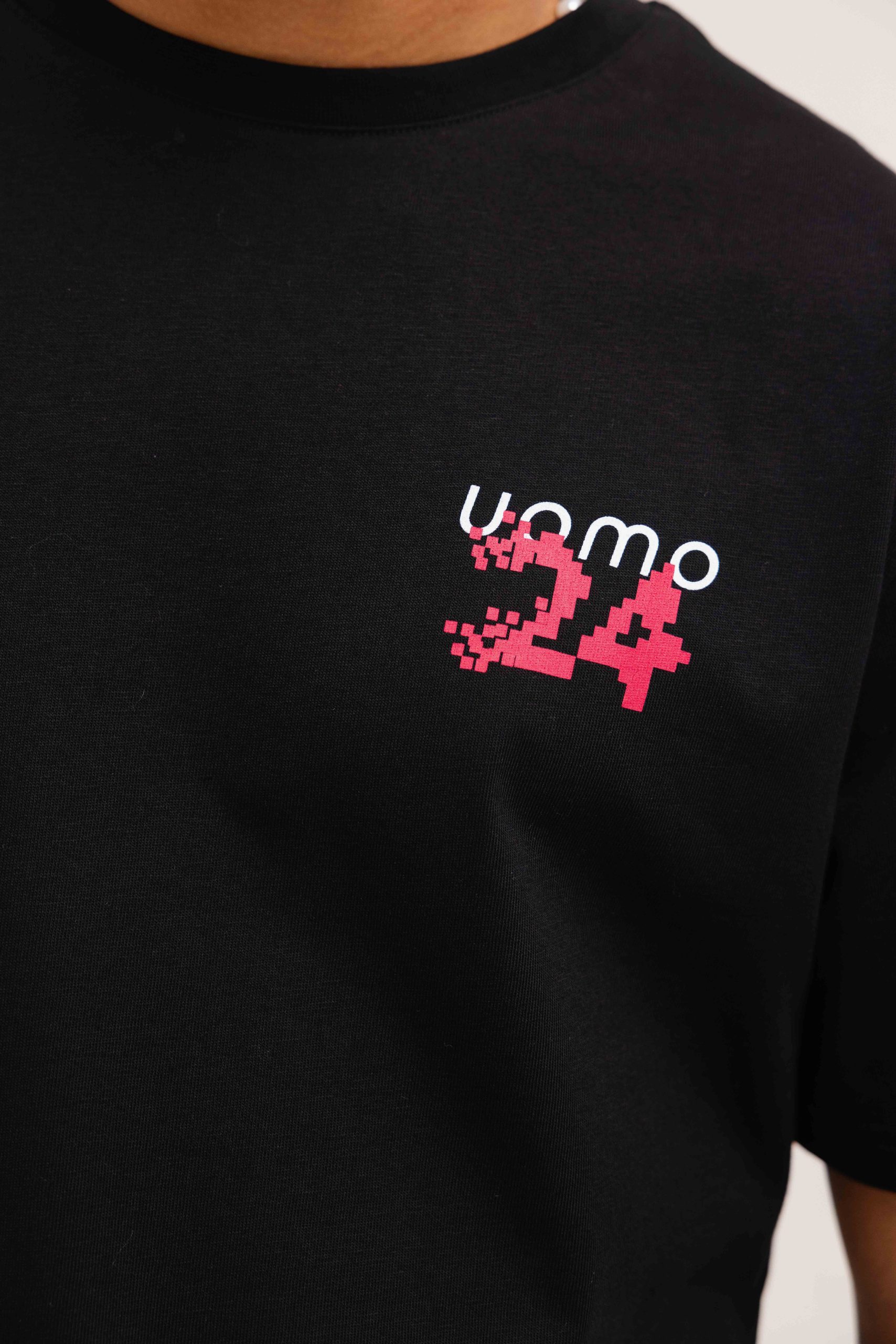 24 Uomo Pixelated T-shirt Zwart