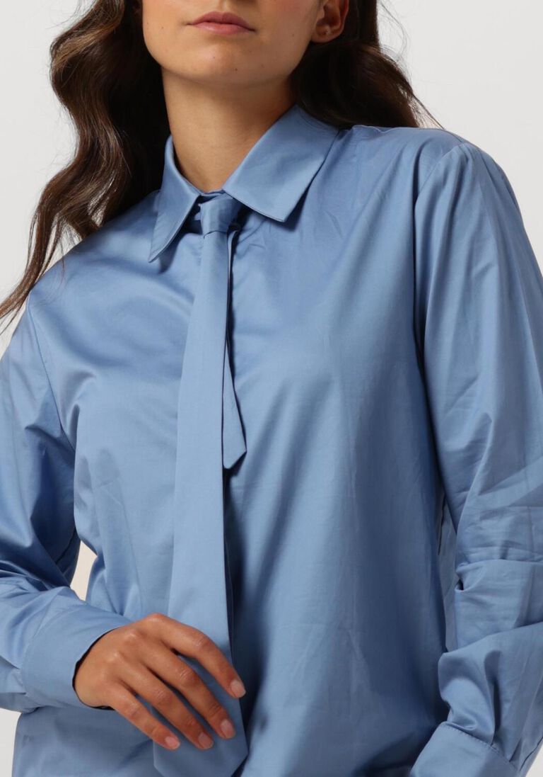 lichtblauwe access blouses d44-7003-420