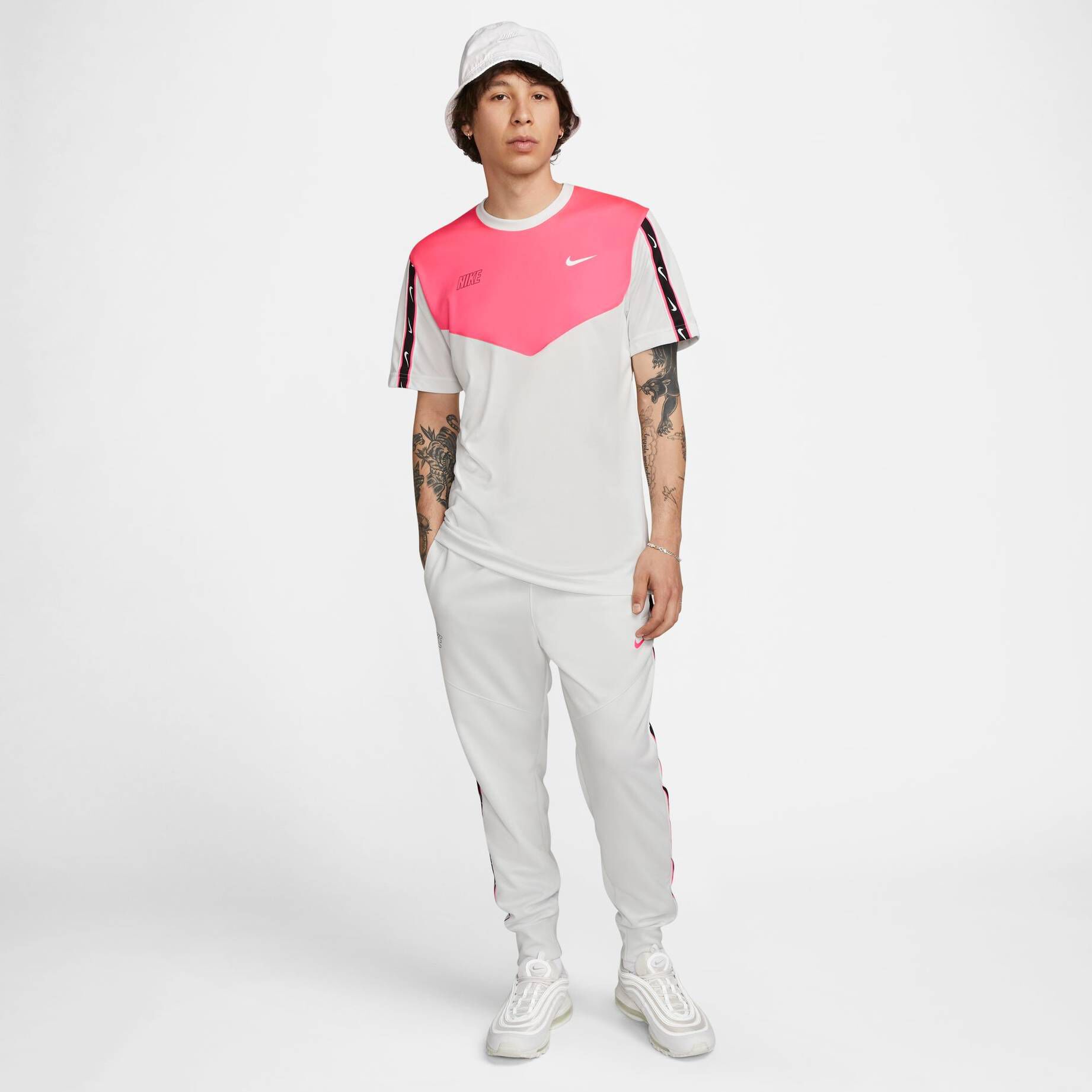 Nike Sportswear| Herren Jogginghose REPEAT MENS JOGGER