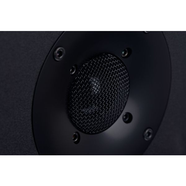 Yamaha HS 5 Isolation Riser Bundle