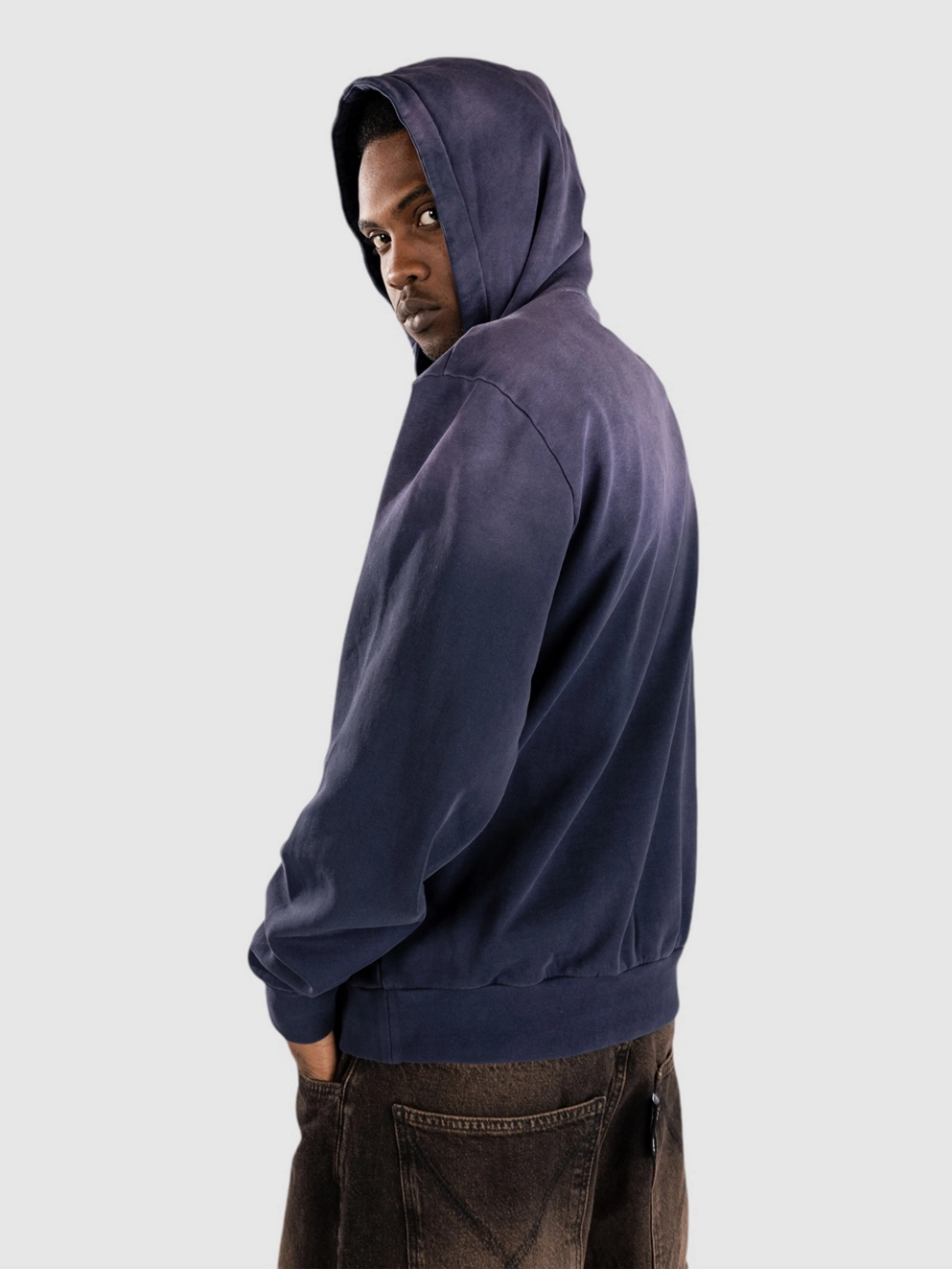 Welcome Chasm Embd Enzyme-Wash Hoodie dark sapphire