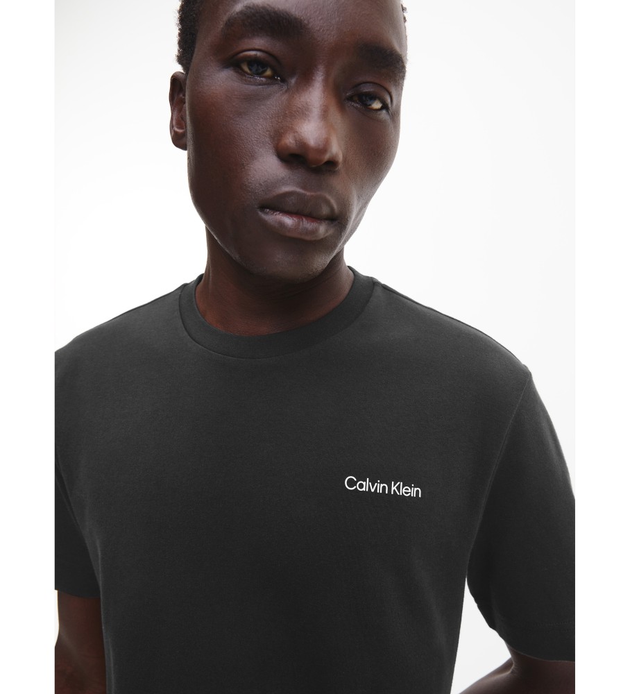 Camiseta Calvin Klein preta de algodão orgânico