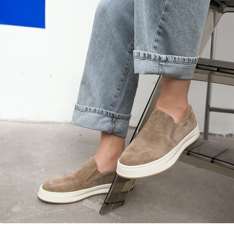 VEAZ - Platform Plain Faux Suede Slip-Ons