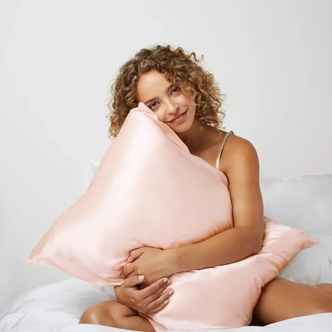 The Skin Recovering Pillowcase Nº 02 Morden Ruby