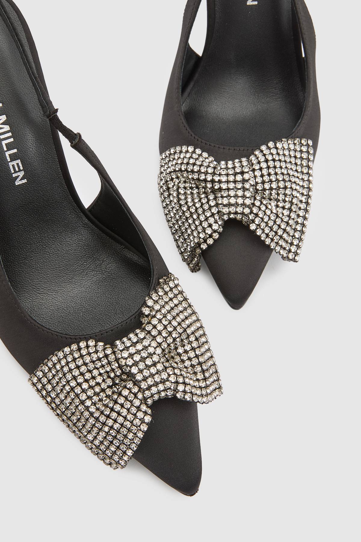 KarenMillen Escarpin À Bride Arrière À Talon Avec Nœud Orné De Satin