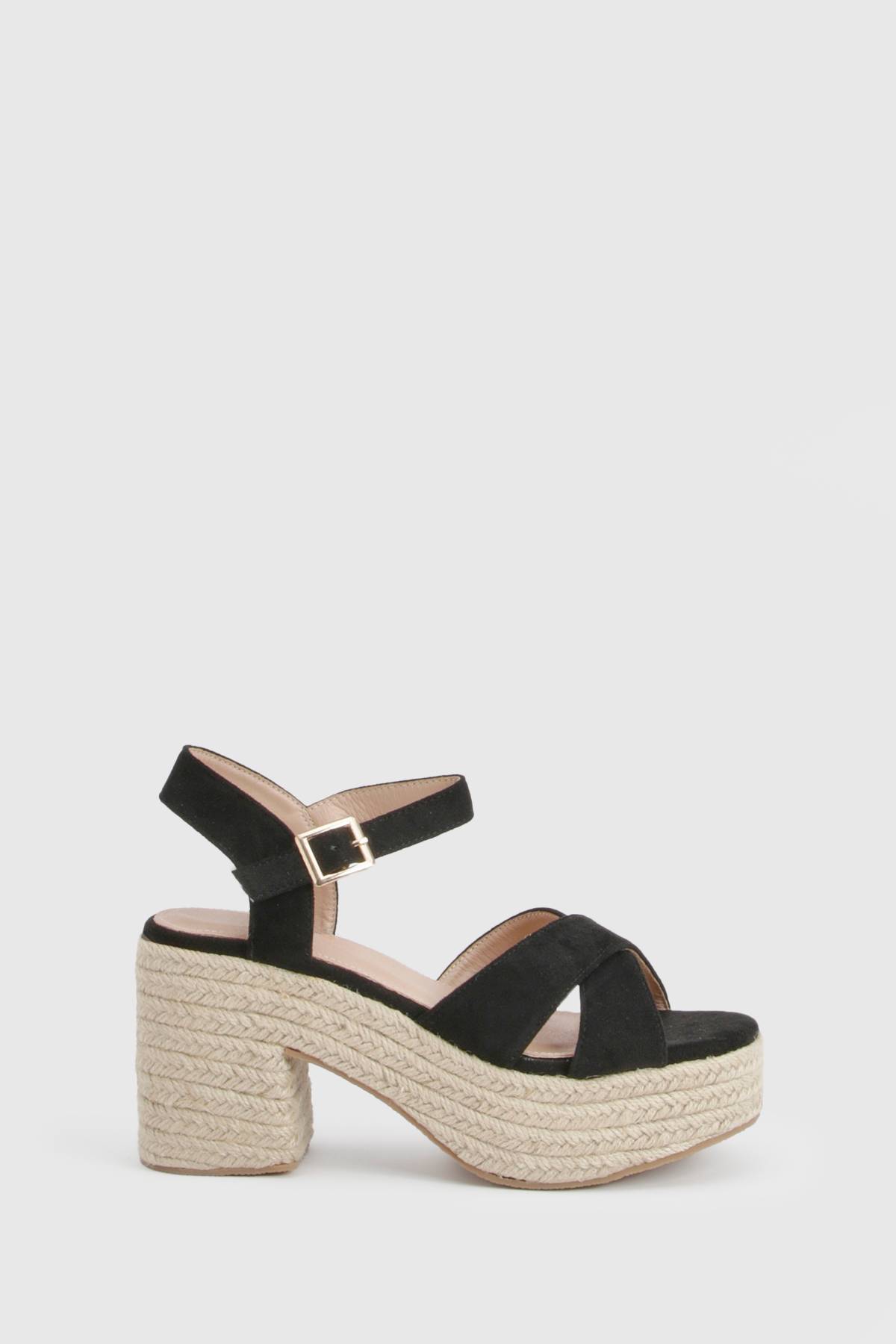 boohoo Espadrille Compensée Plateforme À Brides Croisées