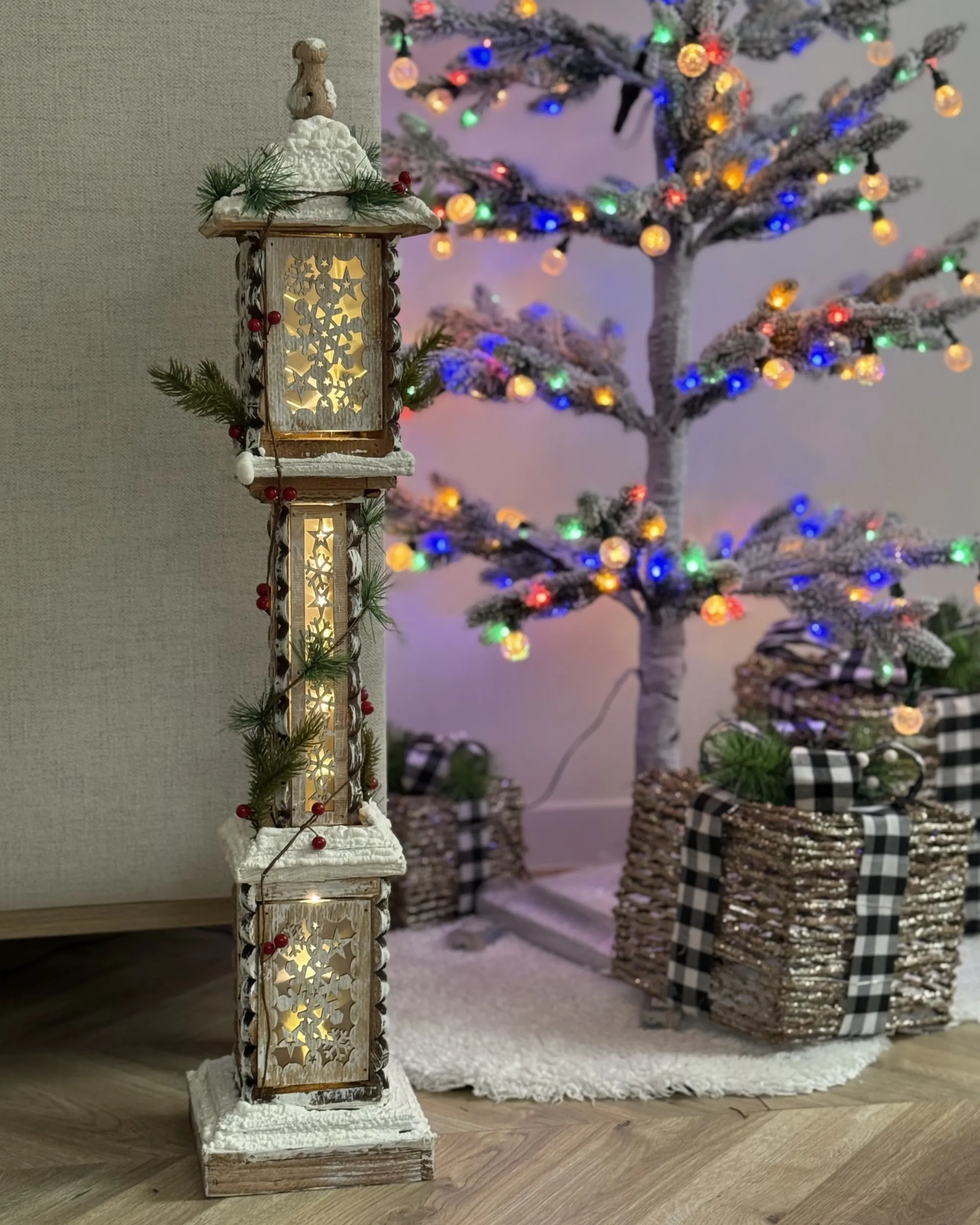 Kerstdecoratie LED LENTIRA Kerstlantaarnpaal 80 cm Lichtbruin
