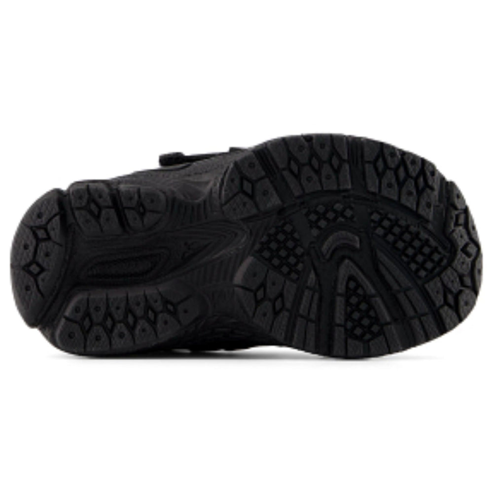 Køb New Balance Black 2002 Kids Hook & Loop Sneakers