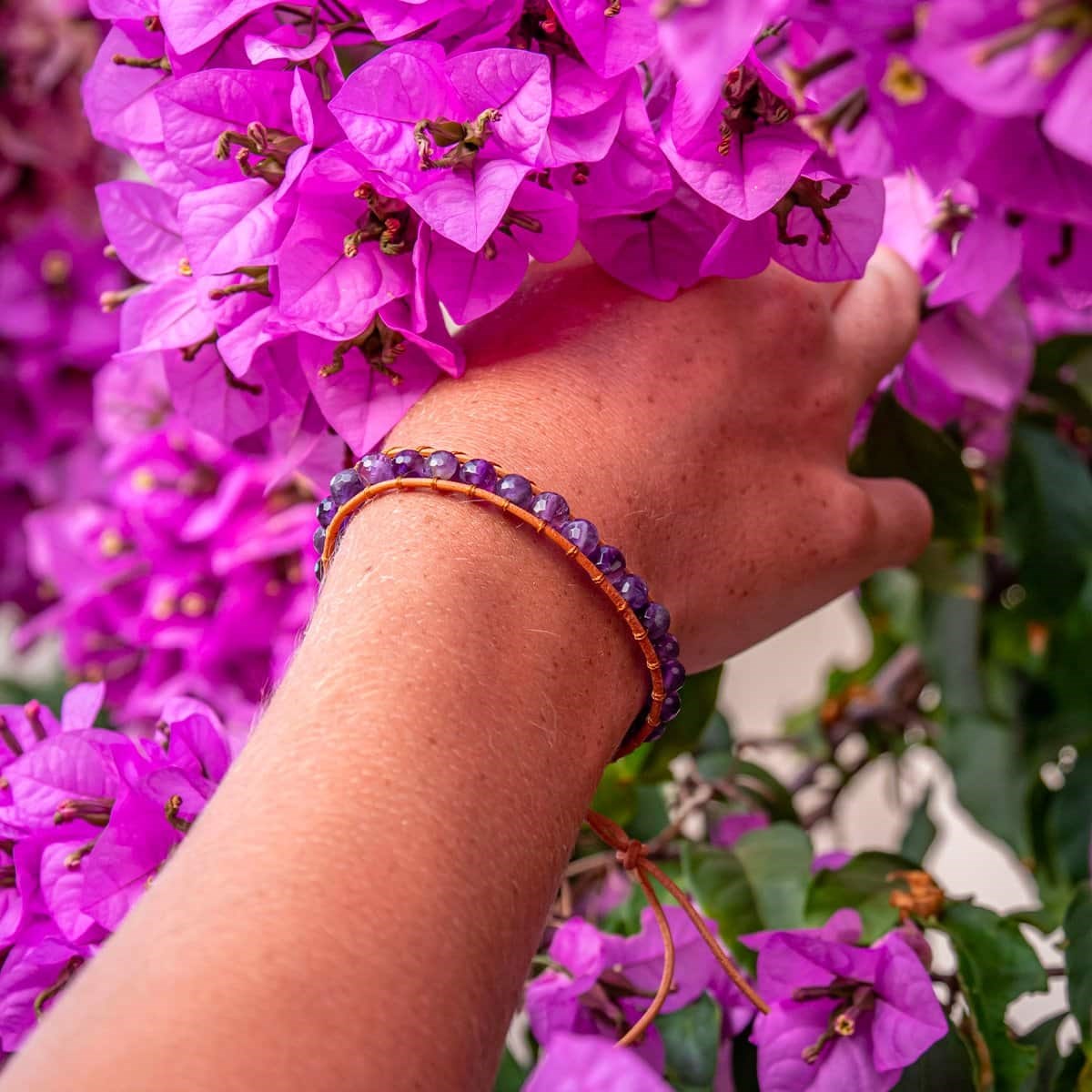 Bracelet Facelia en pierres naturelles Améthyste et cuir véritable