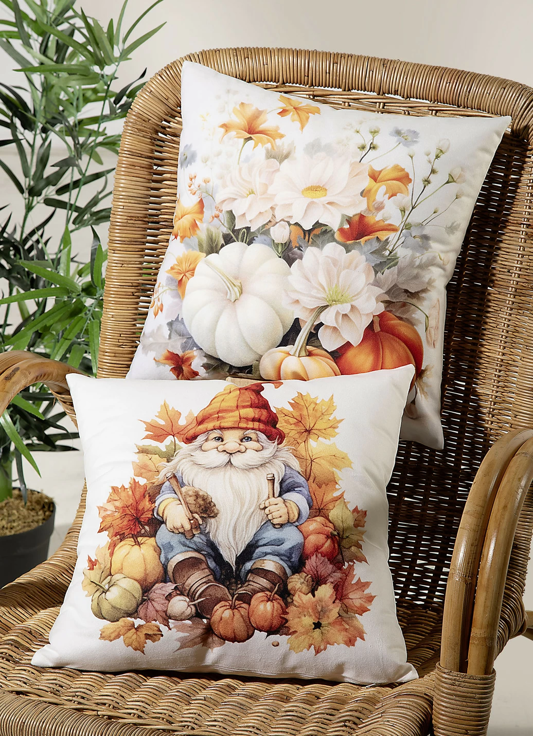 Herbstliche Kissenbezüge in Samtoptik