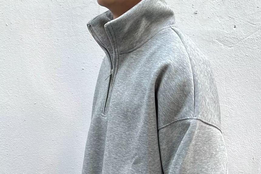 Urtishia - Sweatshirt met opstaande kraag en halve rits