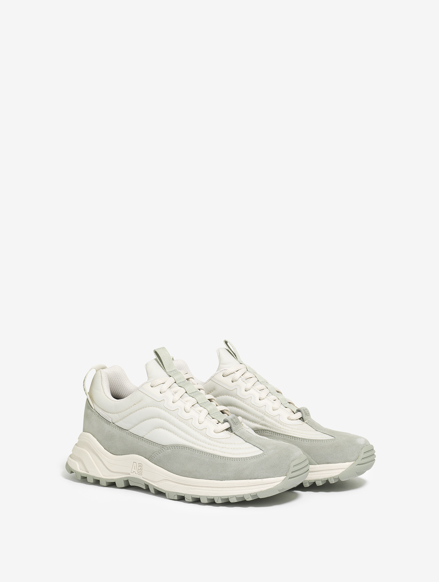 Sneaker urbaine femme d'inspiration trail LIN