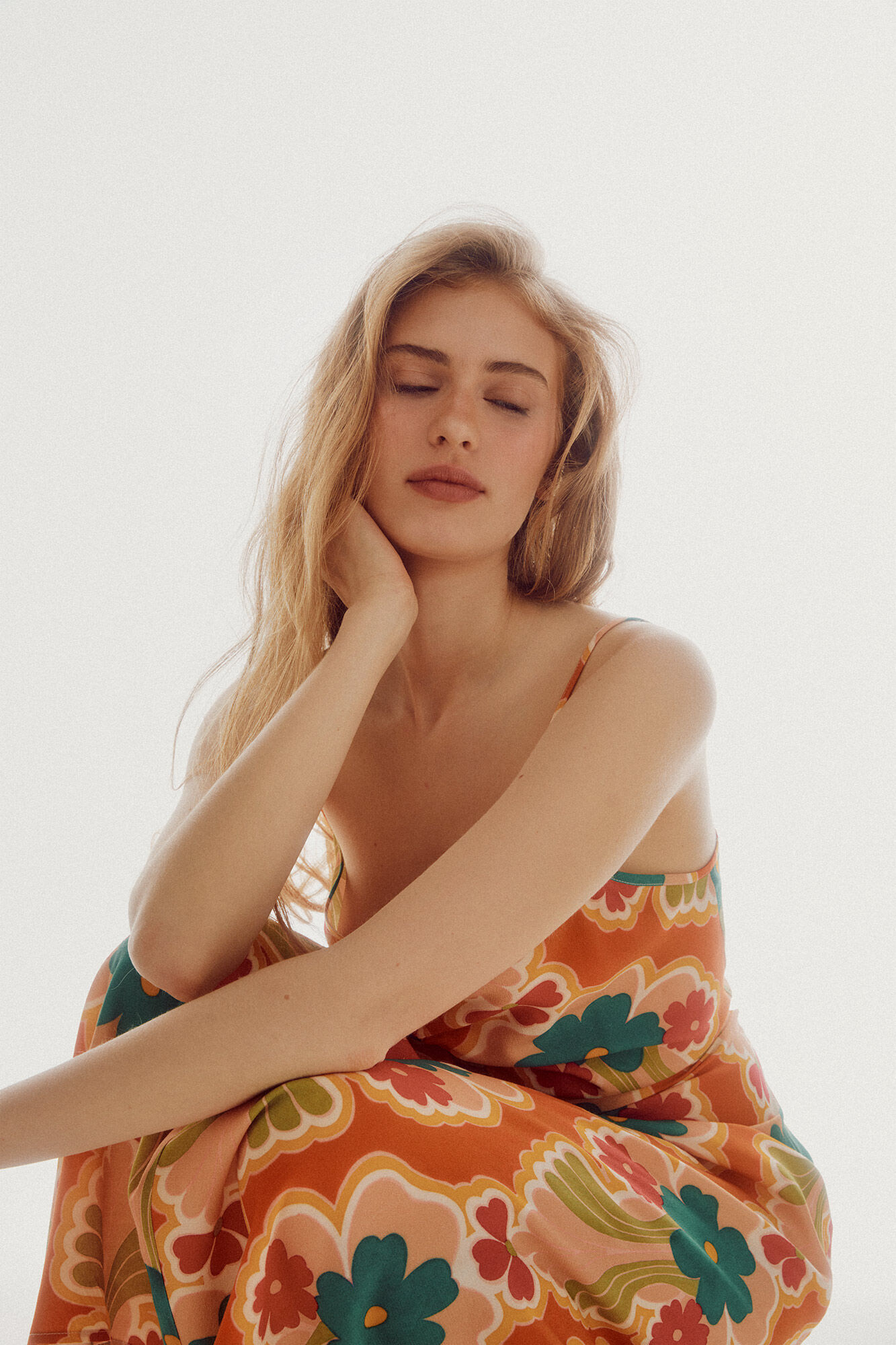 Vestido midi franzido - Multicolorido