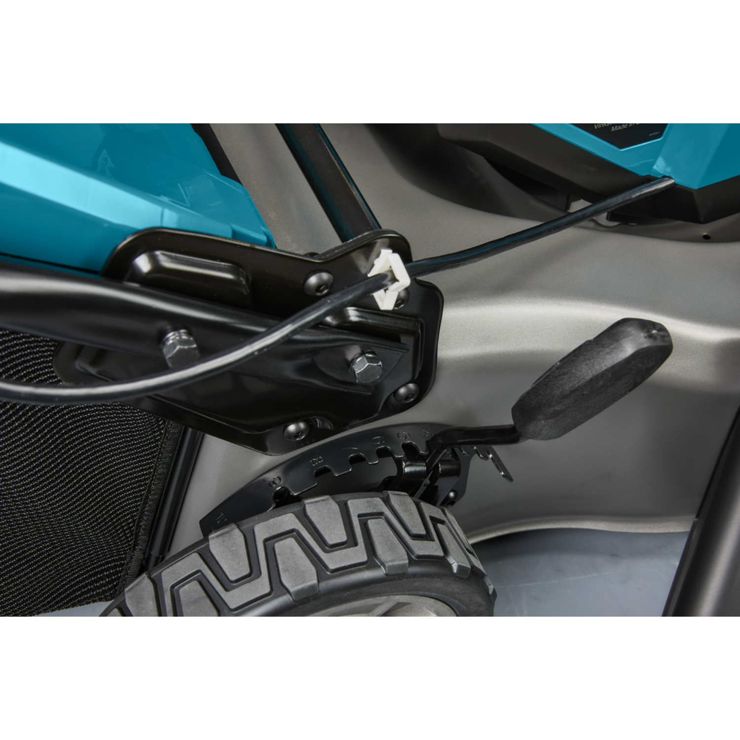 Makita DLM536Z (2X18V) Li-Ion Accu Grasmaaier body - 53cm - 70L - 1800 m²